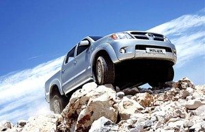 01_toyota-hilux-dc D-4D-2009