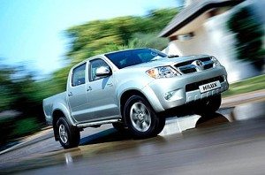 05_toyota-hilux-dc D-4D-2009