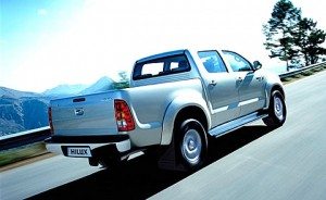 06_toyota-hilux-dc D-4D-2009