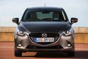 mazda2_2015_still_18_screen
