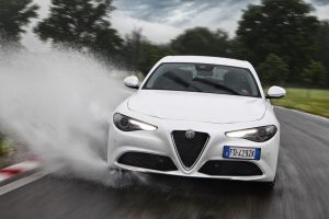 2016_Alfa-Romeo_Giulia_03