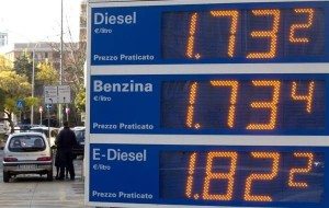 prezzo-benzina-taglio