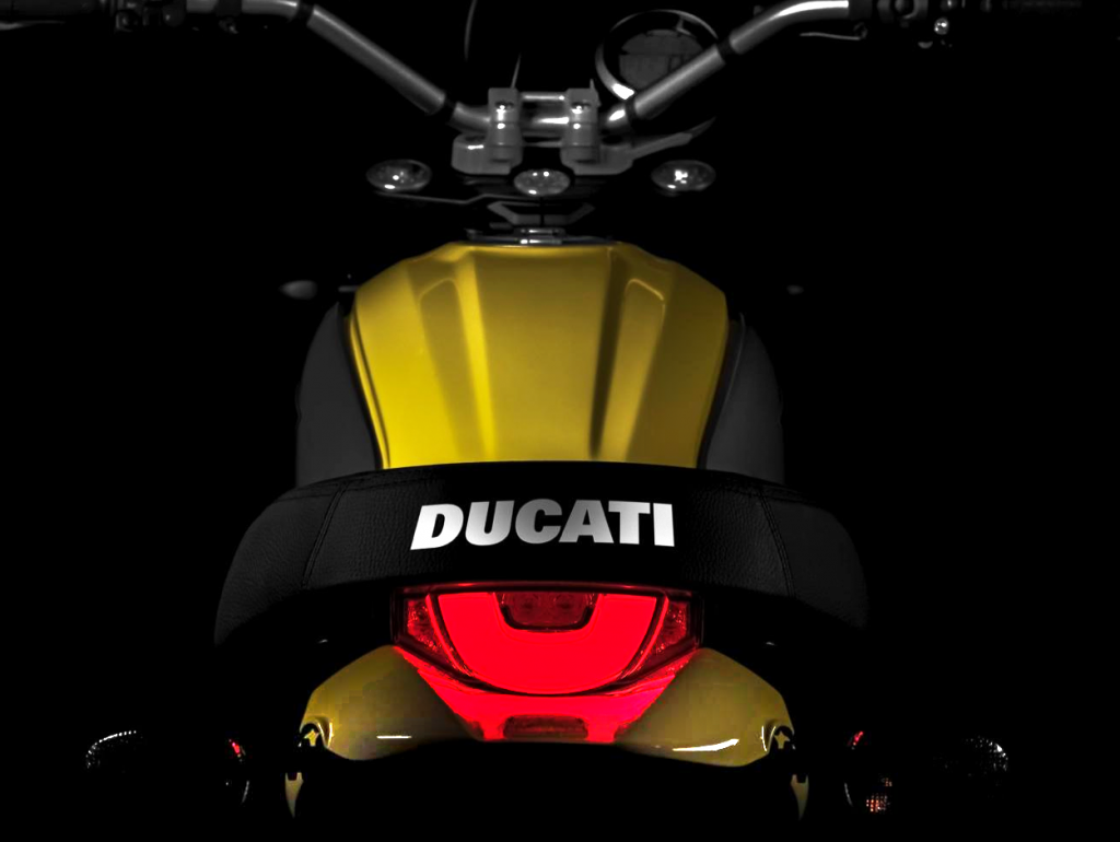 000_APERTURA_ducati-scrambler-2015