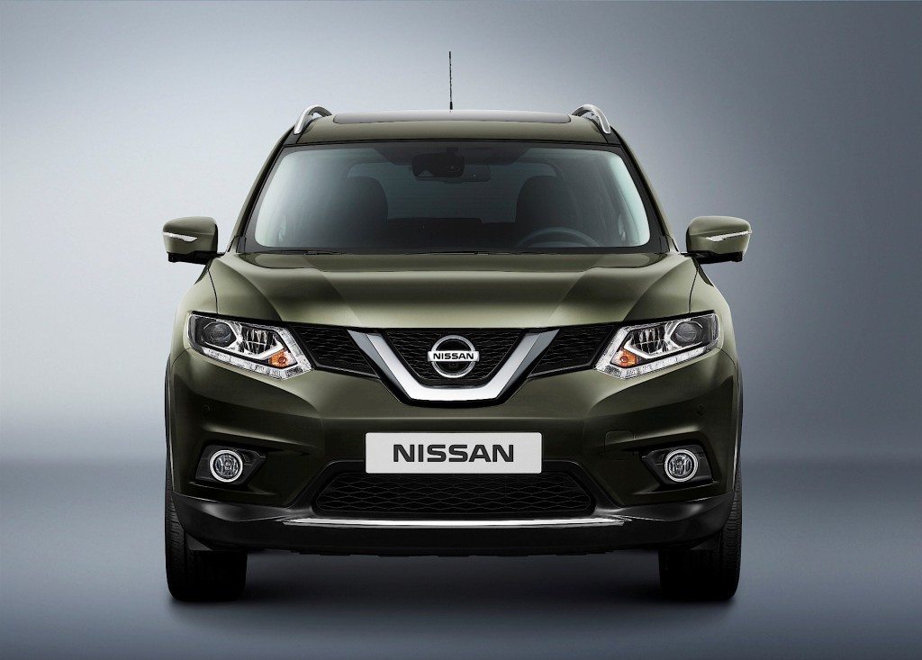 02_NISSAN-X-Trail-2014