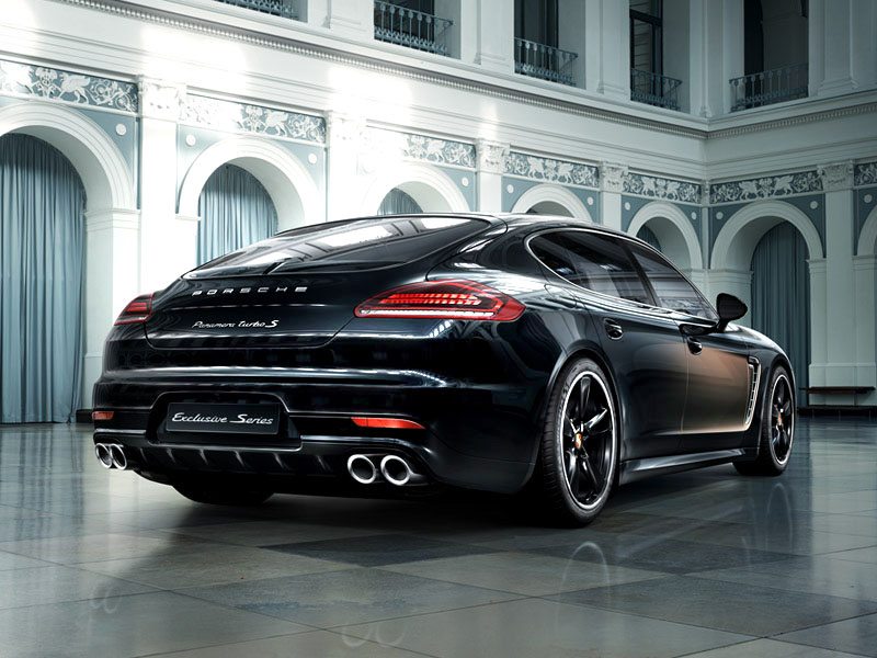 03-Porsche-Panamera-Exclusive-Series