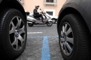 parcheggio-pagamento-strisce-blu