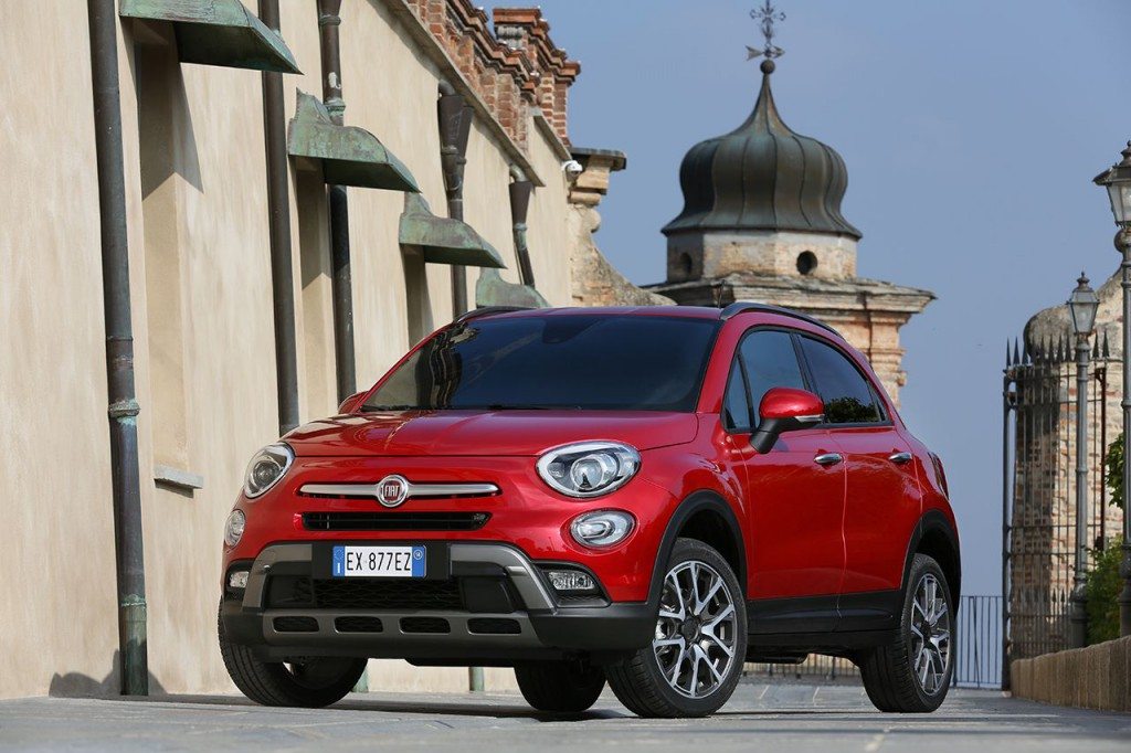 141110_Fiat_04_Fiat-500X-Cross