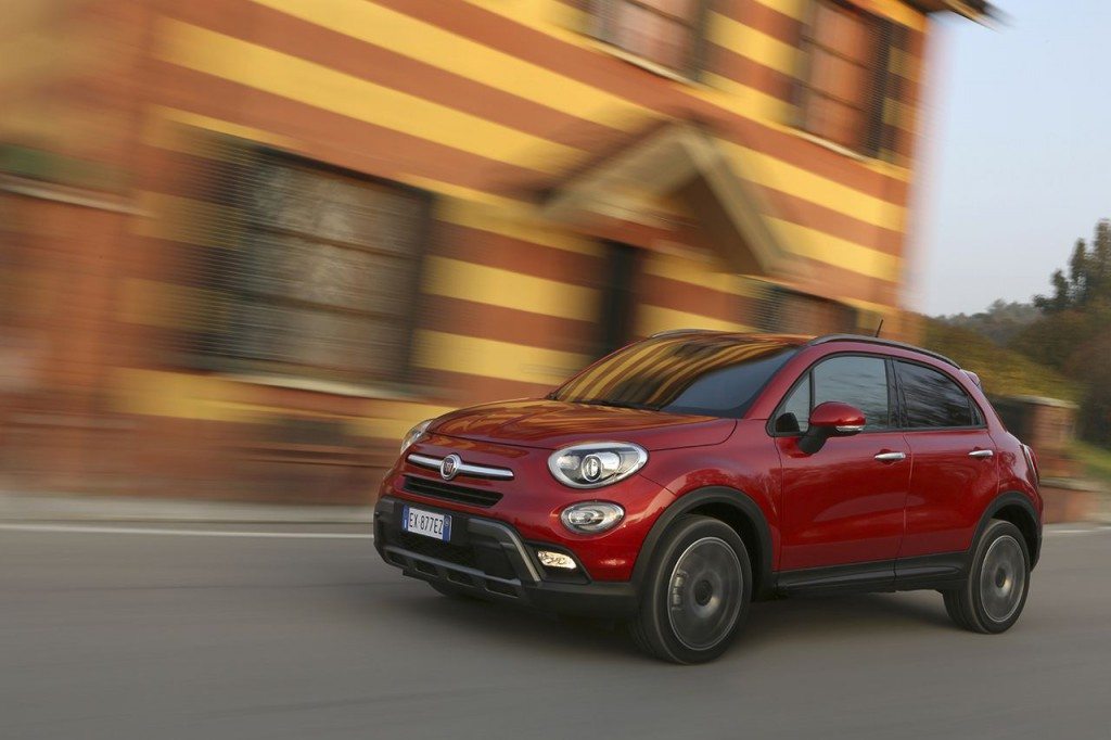 141110_Fiat_10_Fiat-500X-Cross