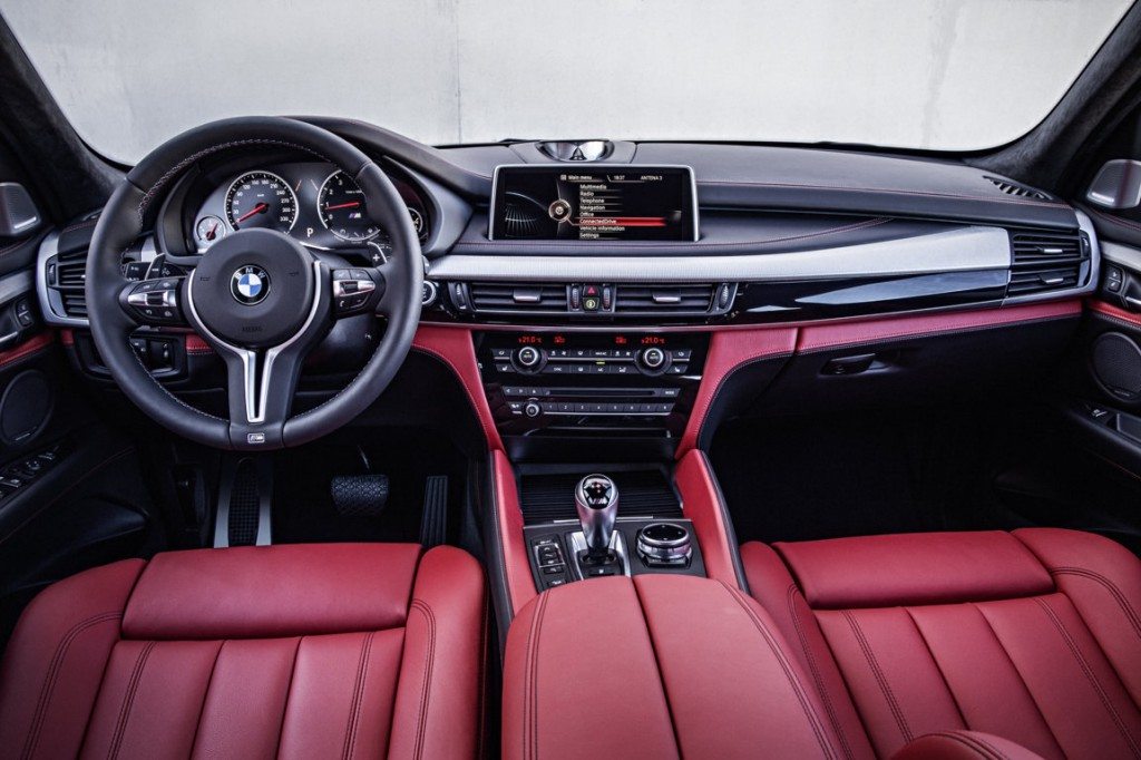 2014-BMW X6 M (1)