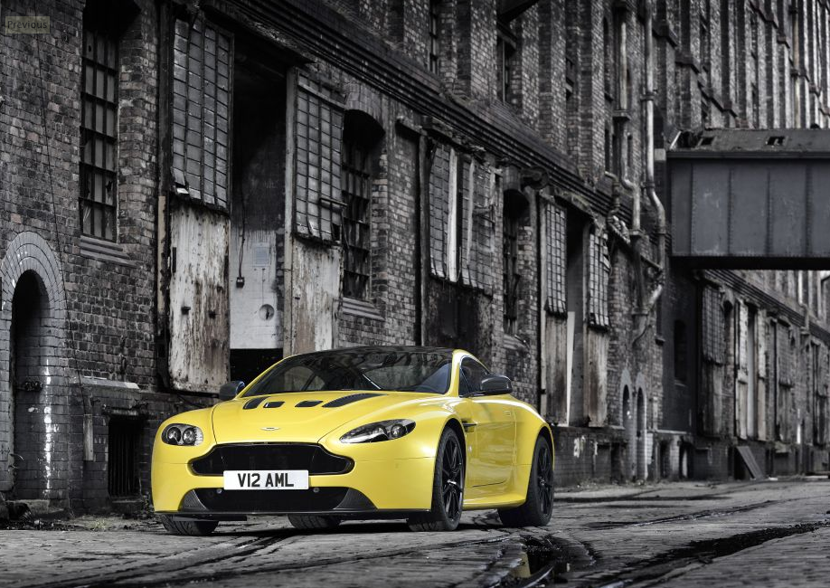 Aston-Martin-V12-Vantage-S-1