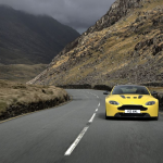 Aston-Martin-V12-Vantage