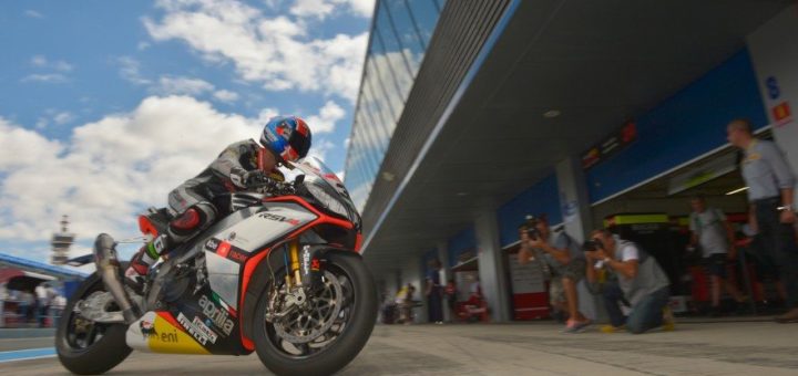 melandri-superbike-doppietta-sport