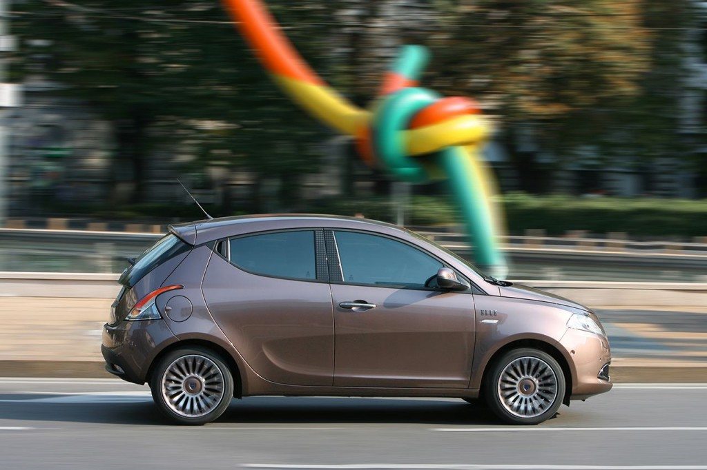 lancia-ypsilon-elle-impressioni-di-guida