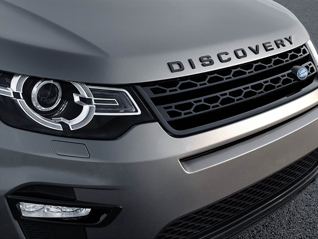 2015-Land-Rover-Discovery-Sport-07