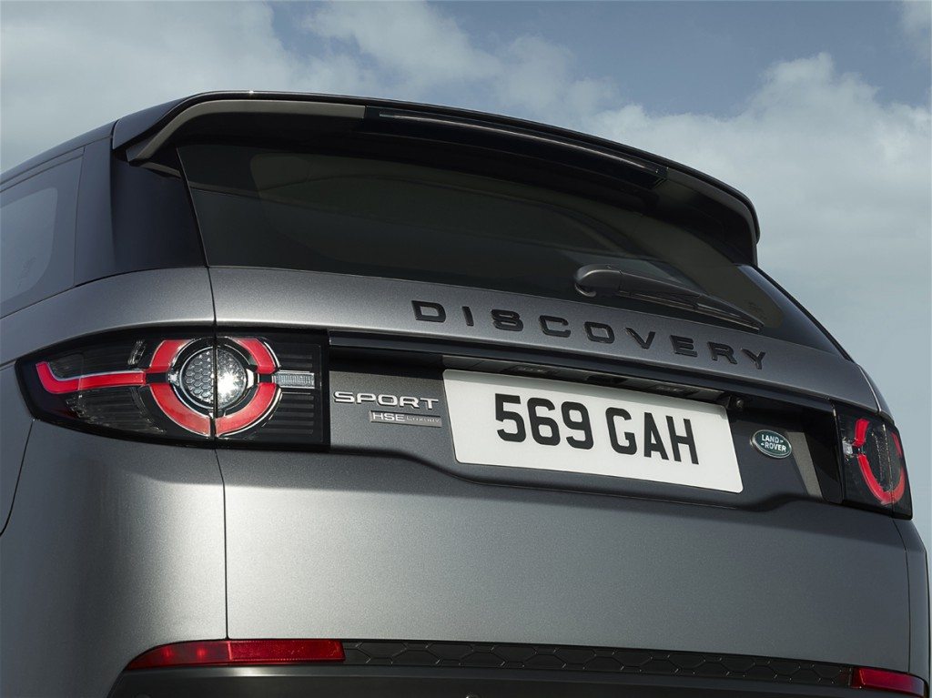 2015-Land-Rover-Discovery-Sport-11