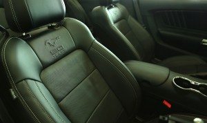 Ford-Mustang-GT
