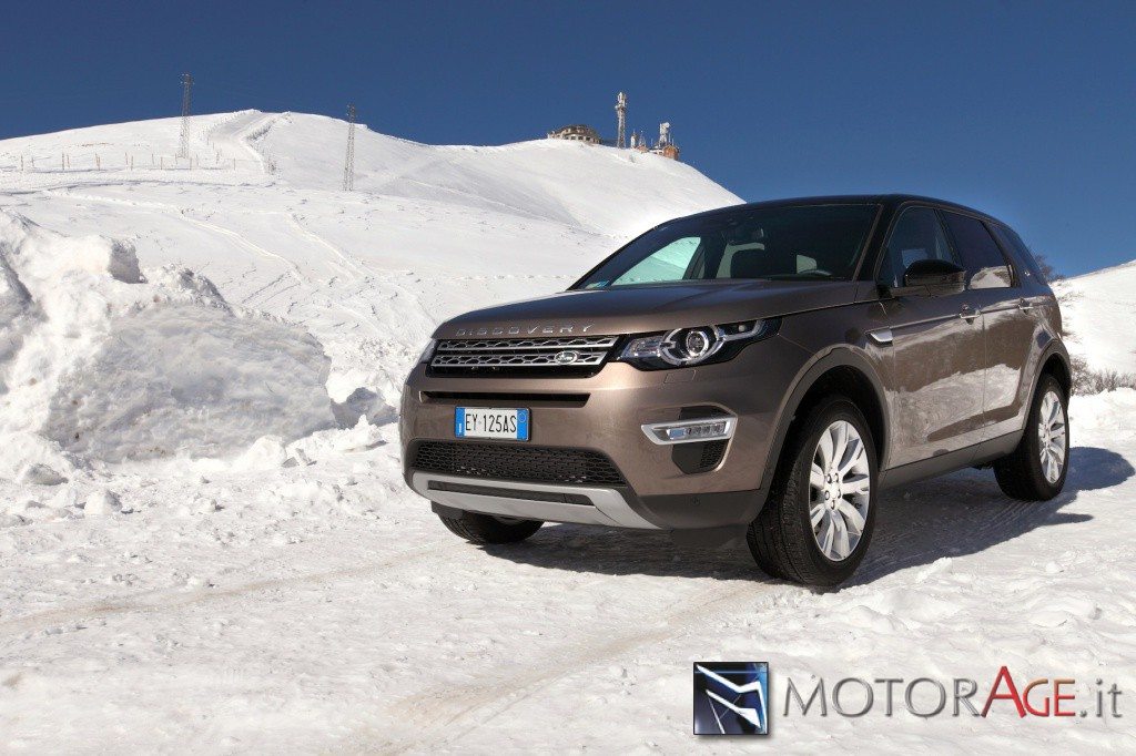 LR Discovery Sport-21
