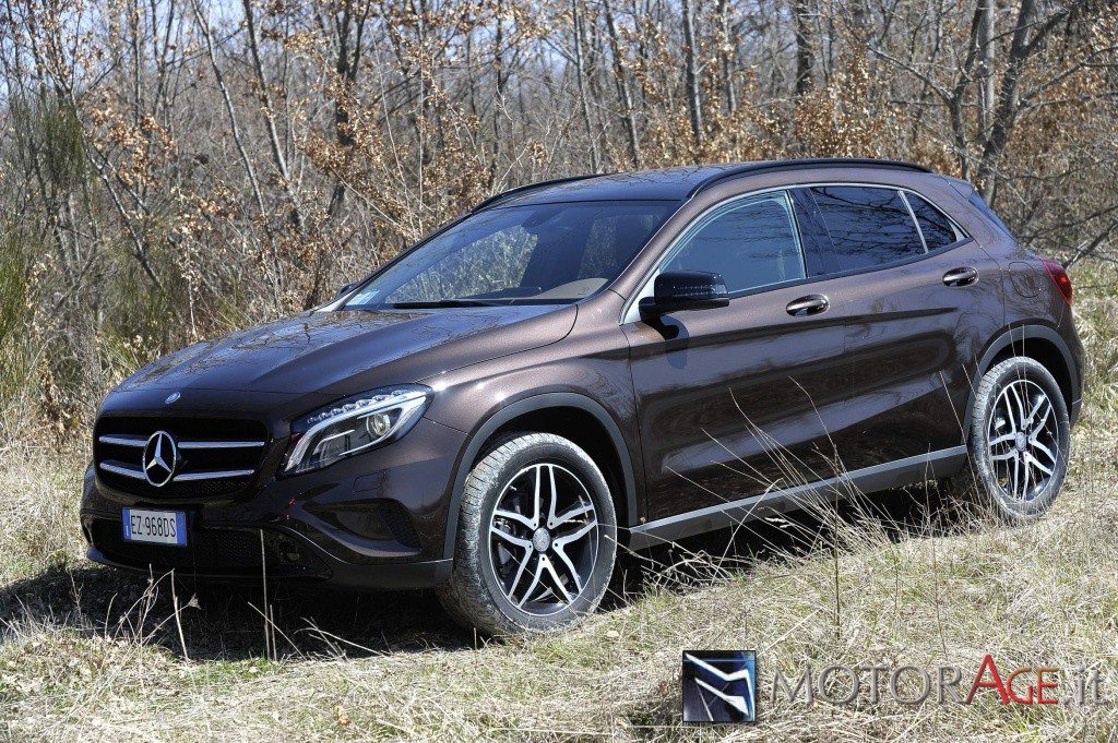 mercedes-benz-GLA enduro (1)