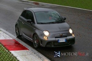 141202_Abarth_695-biposto_33