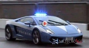 Lamborghini-Gallardo-della-Polizia-vide