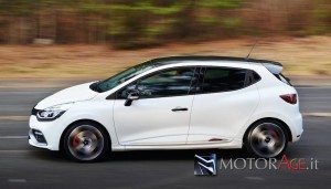 Renault-Clio-RS-Trophy-4