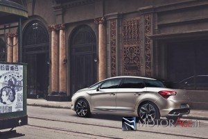 2015-citroen-ds5-02