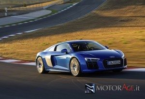 Audi R8-2016-A155524_medium