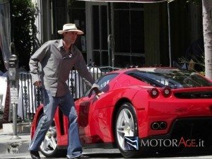 cage_ferrari_enzo