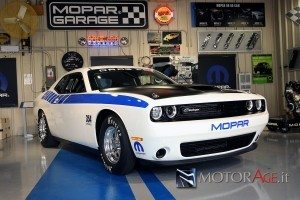 Chelsea – June 25, 2015 – Remaining true to its performance roots, the Mopar brand unveiled the next-generation Mopar Dodge Challenger Drag Pak, a factory-prepped package car specifically geared for drag racing. The vehicle, revealed today at the FCA US LLC Chelsea Proving Grounds, is built on the Dodge Challenger platform and will come with the option of either the brand’s first ever offering of a supercharged 354-cubic-inch Gen III HEMI® engine or a naturally aspirated 426-cubic-inch Gen III HEMI engine.