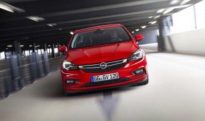 Opel-Astra-296234)