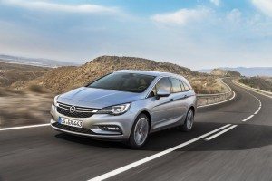 Opel-Astra-Sports-Tourer-297393)