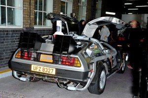 03-DeLorean-DMC-12