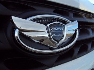 2015-Hyundai-Genesis-FrontCoupe