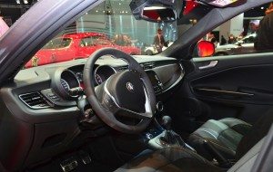 Alfa-Romeo-Giulietta-Quadrifoglio-Verde-interior-at-the-2014-Paris-Motor-Show