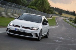 media-Nuova Golf GTI Clubsport_DB2015AU01322 (1)