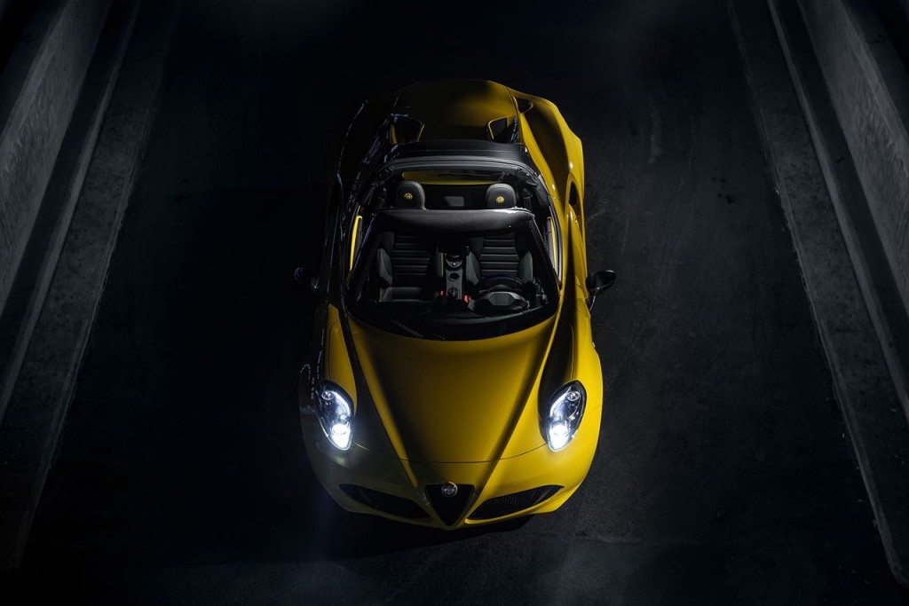 2016-Alfa-Romeo_4C-Spider-US-version_17