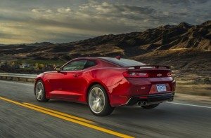 2016-Chevrolet-Camaro-065)