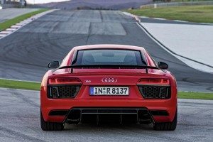 Audi R8 V10 plus