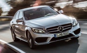Mercedes-Benz C250, AMG Line, Avantgarde, Diamantsilber metallic, Leder Cranberryrot/Schwarz, Zierelemente Holz Esche schwarz offenporig, (W205), 2013