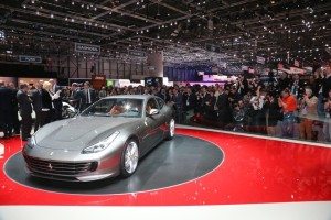 ferrari-GTC4Lusso-06