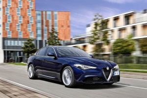 2016_Alfa-Romeo_Giulia_18