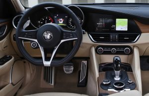 2016_Alfa-Romeo_Giulia_31