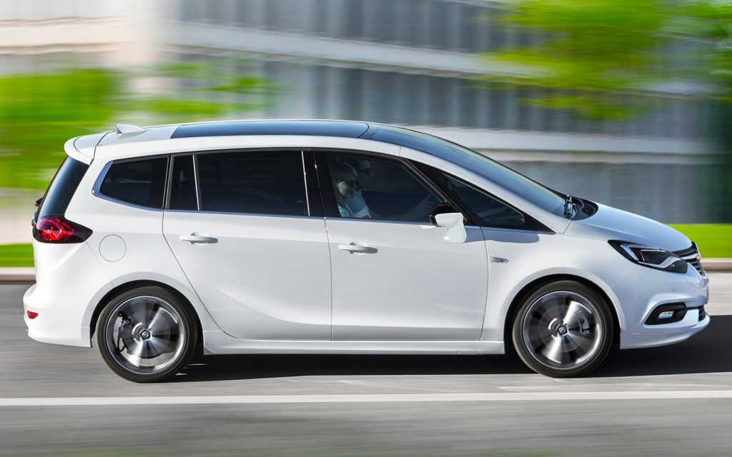 opel-zafira-2016-01