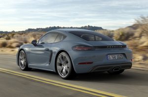 Porsche-718-Cayman-2016-05