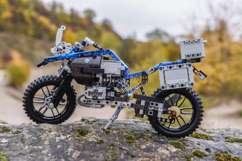 Formato LEGO per la BMW Adventure - MotorAge New Generation