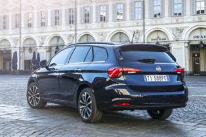 fiat-tipo-station-wagon-2016_2