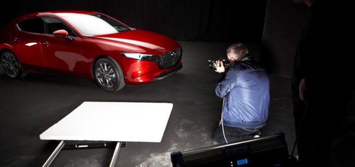 Mazda 3, partenza diffusione e vendite