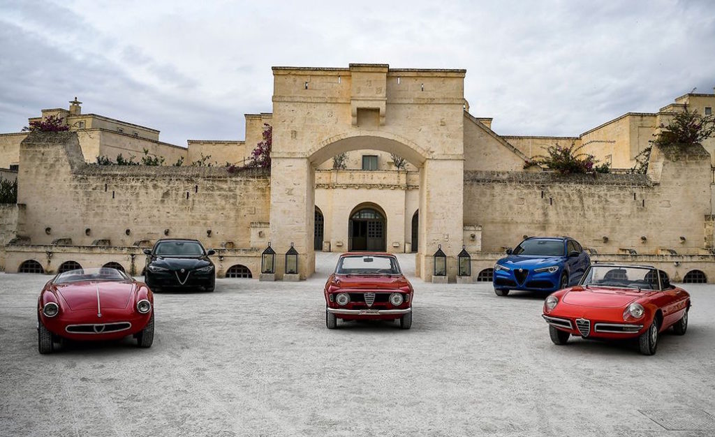 La gamma di Alfa Romeo Giulia e Stelvio riporta in auge sigle assolutamente Alfa come Sprint, Veloce e Turismo Internazionale
