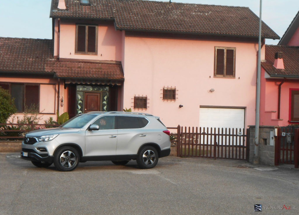 TEST SsangYong REXTON ICON 4WD
