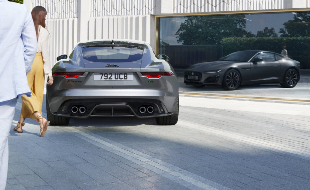 Jaguar F-Type: sguardo felino e un V8 da 575 CV